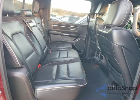 2019 Ram 1500 Laramie z USA, uszkodzony, nr VIN 1C6SRFJT0KN688833